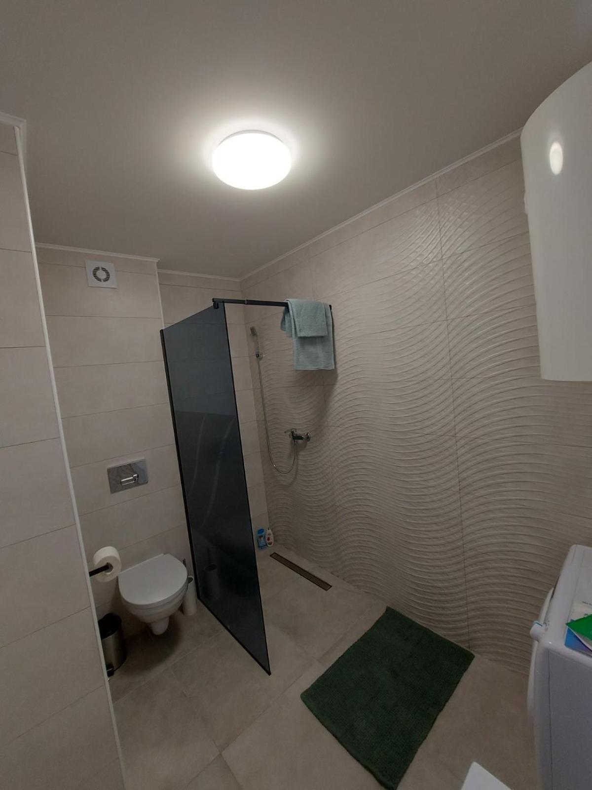 Kat Apartman Leilighet Subotica Eksteriør bilde